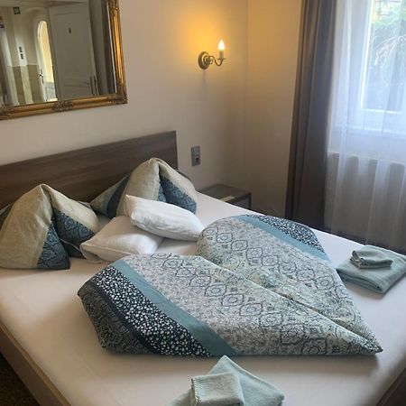 Aradi Vendégház Miskolc Extérieur photo
