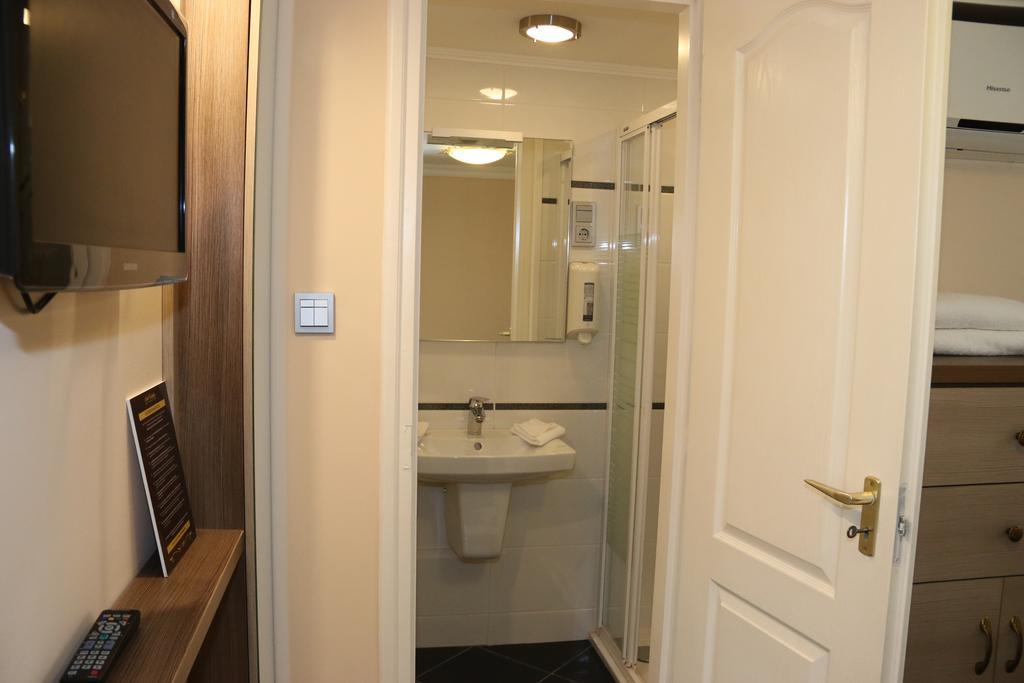 Aradi Vendégház Miskolc Chambre photo