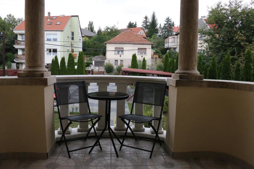 Aradi Vendégház Miskolc Extérieur photo